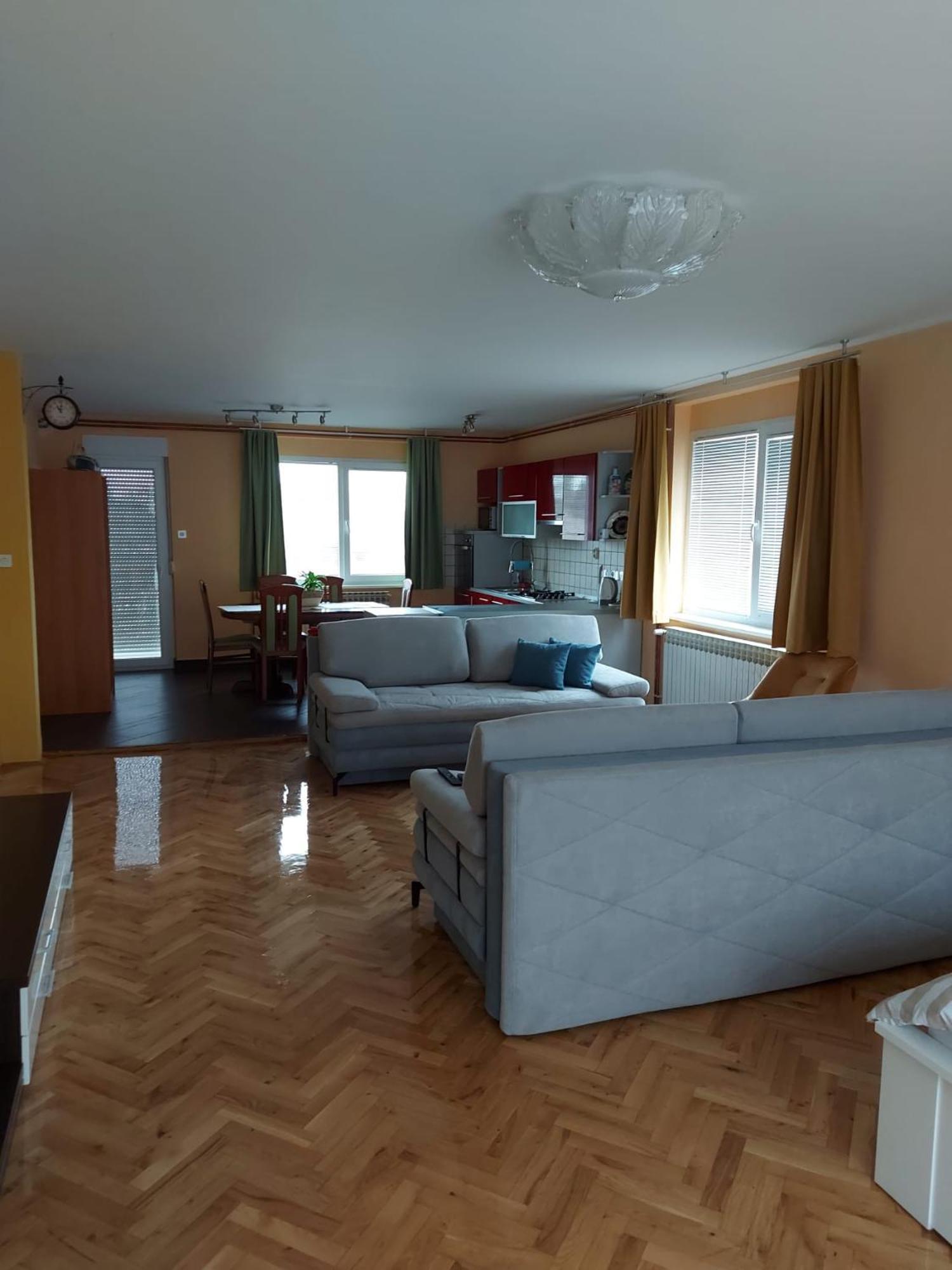 Apartman Kovac-ביליה מראה חיצוני תמונה