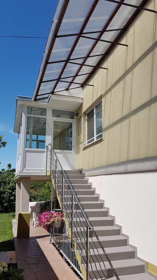 Apartman Kovac-ביליה מראה חיצוני תמונה